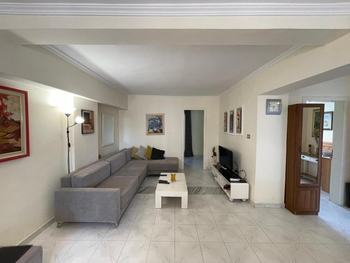 Tirana Flora Center Apartment Esterno foto